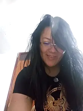 Snapshot of karla_valk1 chatting on 09/10/25, 06:13 karla valk1 online show from 09/10/25, 06:13