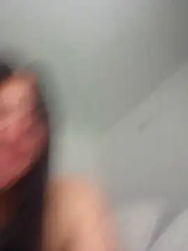 Snapshot of karla_valk1 chatting on 09/26/25, 12:31 karla valk1 online show from 09/26/25, 12:31