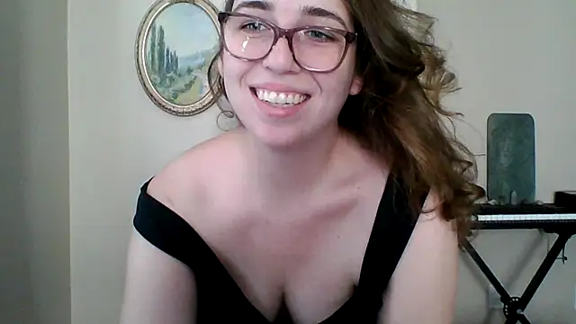 Snapshot of sweetsocalgirl chatting on 07/02/26, 02:00 sweetsocalgirl online show from 07/02/26, 02:00