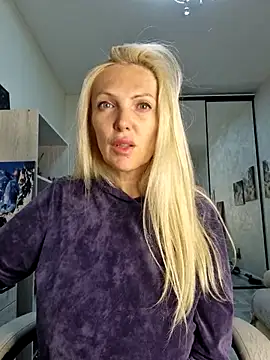 Monna online show from 05/03/26, 04:35
