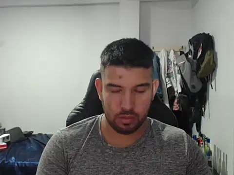 Axel11113 online show from 09/12/25, 02:55