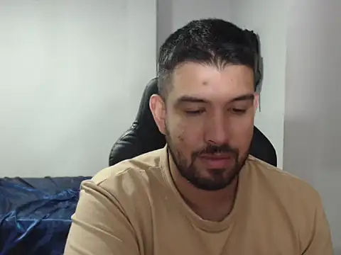 Axel11113 online show from 09/22/25, 07:10