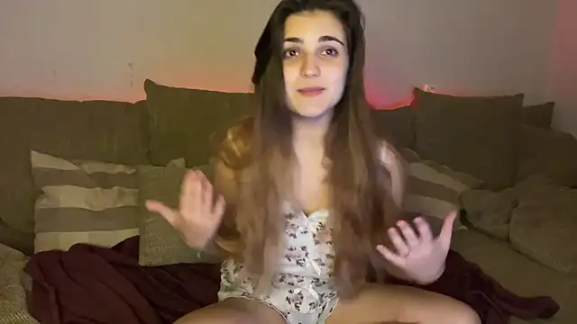 Vivalenti Kiss online show from 11/21/25, 01:21