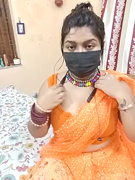 Snapshot of Naughty-Chaaya chatting on 11/06/25, 01:45 Naughty-Chaaya online show from 11/06/25, 01:45