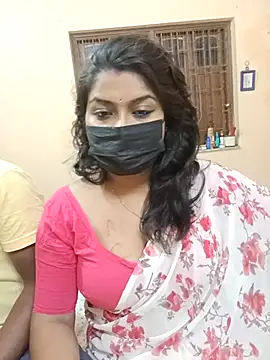 Snapshot of Naughty-Chaaya chatting on 11/13/25, 06:18 Naughty-Chaaya online show from 11/13/25, 06:18