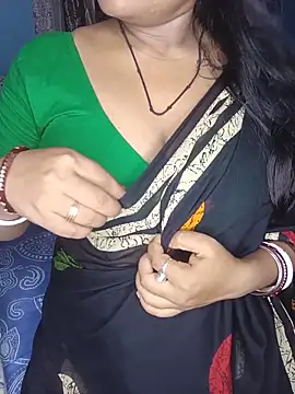Snapshot of Naughty-Chaaya chatting on 05/19/26, 05:41 Naughty-Chaaya online show from 05/19/26, 05:41