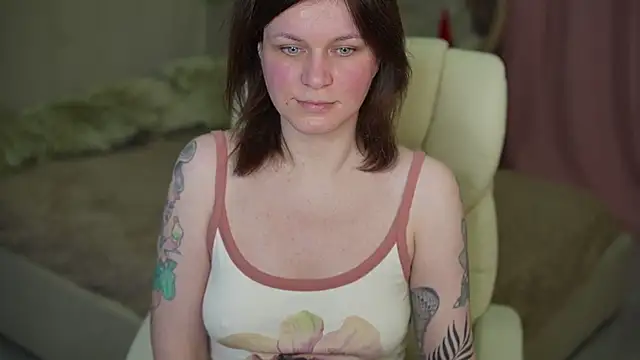 TinaMelt online show from 12/13/25, 08:04