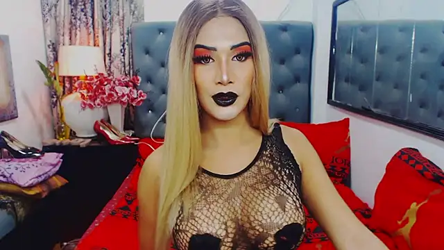 Snapshot of Mistress4fun chatting on 03/02/26, 05:41 Mistress4fun online show from 03/02/26, 05:41