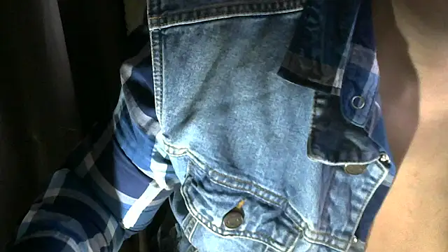 Snapshot of CharlieYeahx chatting on 10/17/25, 10:51 CharlieYeahx online show from 10/17/25, 10:51