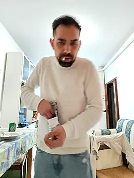 Snapshot of Nonsoilmionome89 chatting on 04/06/26, 10:00 Nonsoilmionome89 online show from 04/06/26, 10:00