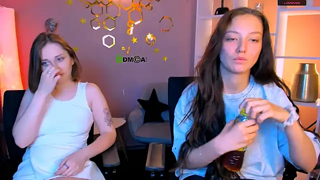 eva smiith  online show from 06/24/26, 05:39