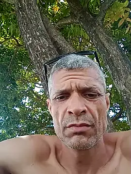 BrenoAvelar online show from 04/24/26, 03:47