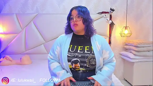 Snapshot of lulukawai16 chatting on 10/29/25, 07:04 lulukawai16 online show from 10/29/25, 07:04