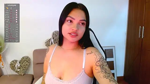 gaby saikoz online show from 10/14/25, 04:57