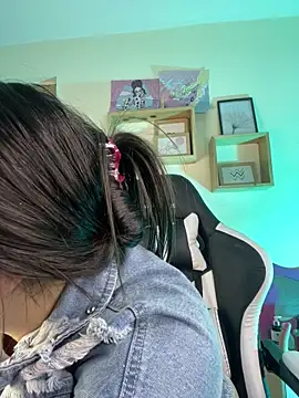 Valerie perez  online show from 09/10/25, 09:59