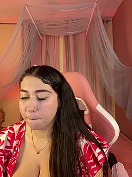 Valerie perez  online show from 04/22/26, 06:53