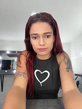 amber sparkle online show from 06/30/26, 12:28