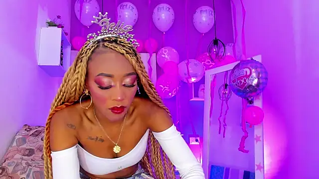 Snapshot of Horny_ebonys chatting on 02/21/26, 08:43 Horny ebonys online show from 02/21/26, 08:43