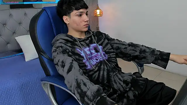 SamBlack  online show from 04/26/26, 12:36
