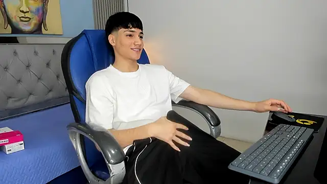 SamBlack  online show from 06/12/26, 12:37