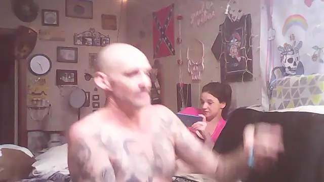 BonnienClyde5421 online show from 05/09/26, 04:28