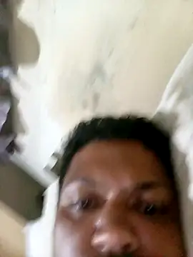 Snapshot of Lunna2025 chatting on 04/06/26, 12:19 Lunna2025 online show from 04/06/26, 12:19