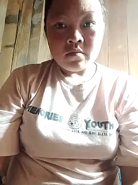 Snapshot of MaySweetb chatting on 10/28/25, 03:21 MaySweetb online show from 10/28/25, 03:21