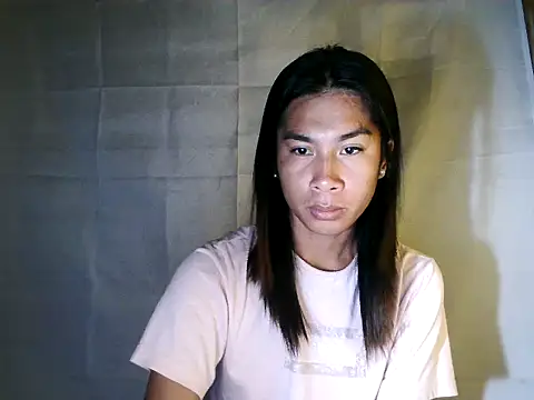 Snapshot of Asian_PrettyAle chatting on 01/15/26, 01:21 Asian PrettyAle online show from 01/15/26, 01:21