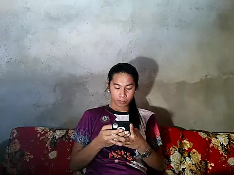 Snapshot of Asian_PrettyAle chatting on 06/05/26, 12:17 Asian PrettyAle online show from 06/05/26, 12:17