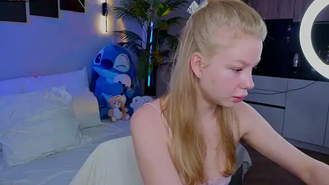 emilyshepar d online show from 05/05/26, 01:24