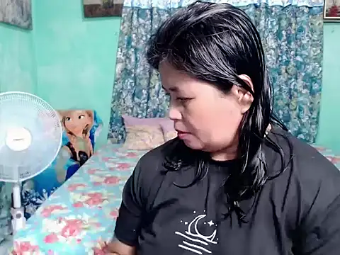 Snapshot of lovelable_smile chatting on 02/02/26, 03:33 lovelable smile online show from 02/02/26, 03:33