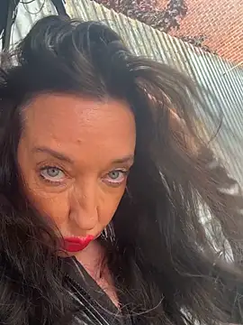 Kinky-CarlaXX online show from 05/15/26, 02:13
