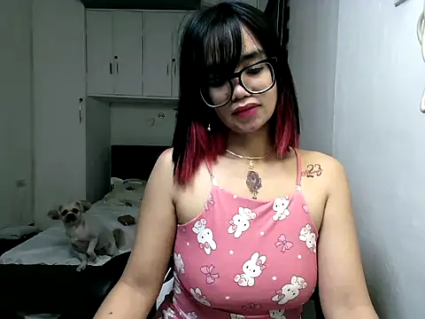 eattmebabyy online show from 02/01/26, 12:15