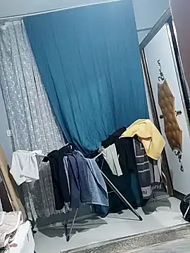 Apooabe online show from 09/16/25, 02:07