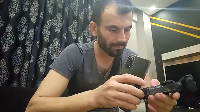 Apooabe online show from 11/25/25, 04:40