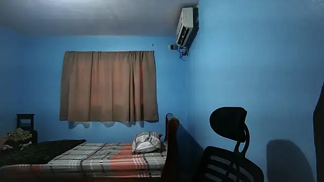 Jaket lovers online show from 11/21/25, 07:12