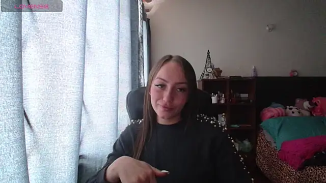 Snapshot of SexyBlondieY chatting on 10/16/25, 08:21 SexyBlondieY online show from 10/16/25, 08:21