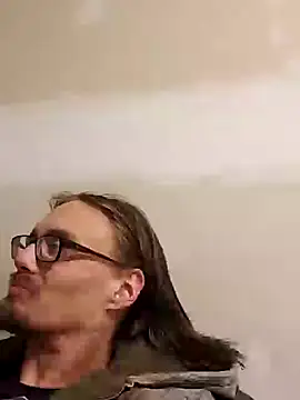 Snapshot of dandonn chatting on 01/31/25, 05:19 dandonn online show from 01/31/25, 05:19