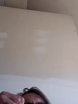 Snapshot of dandonn chatting on 03/03/25, 03:42 dandonn online show from 03/03/25, 03:42