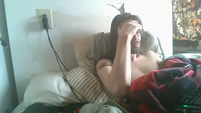 Snapshot of dandonn chatting on 02/26/26, 06:51 dandonn online show from 02/26/26, 06:51