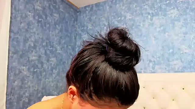 Snapshot of yulissa_girls chatting on 09/12/25, 01:55 yulissa girls online show from 09/12/25, 01:55