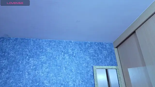 Snapshot of yulissa_girls chatting on 09/21/25, 04:30 yulissa girls online show from 09/21/25, 04:30