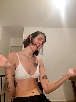 sweetsinxxx online show from 06/15/26, 02:03