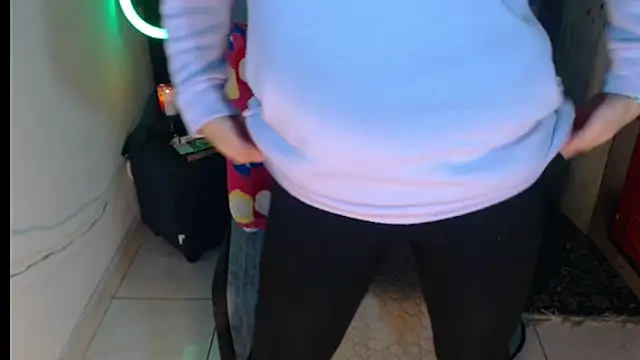 Milf Valeria online show from 10/29/25, 02:41