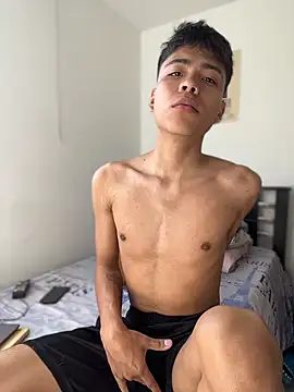 MaxiWildd online show from 06/23/26, 01:53