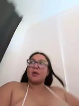 Kyleighc online show from 05/16/26, 12:51
