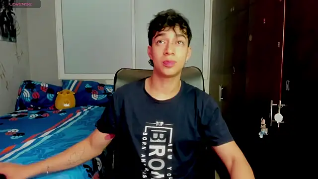 Snapshot of Noxx_starkK chatting on 02/08/26, 09:29 Noxx starkK online show from 02/08/26, 09:29