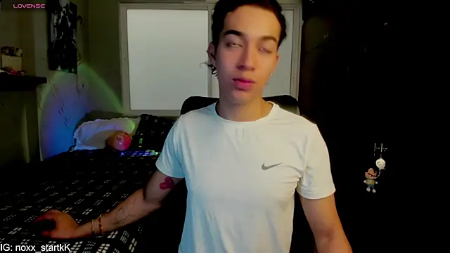 Snapshot of Noxx_starkK chatting on 03/06/26, 06:26 Noxx starkK online show from 03/06/26, 06:26