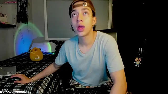 Snapshot of Noxx_starkK chatting on 03/08/26, 10:24 Noxx starkK online show from 03/08/26, 10:24