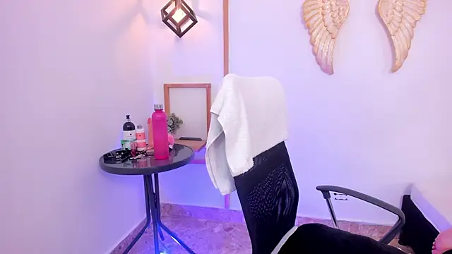 Hanny belle online show from 09/11/25, 01:22